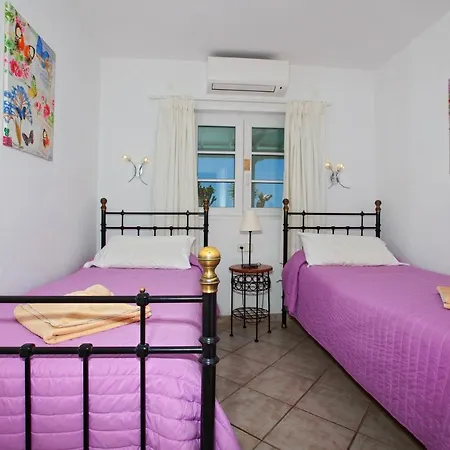 Modern Mojones 3 Bedrooms Private Heated Pool Marcus Puerto Del Carmen Villa Puerto del Carmen (Lanzarote)