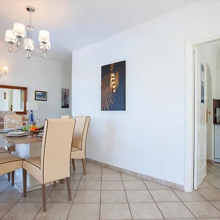 Modern Mojones 3 Bedrooms Private Heated Pool Marcus Puerto Del Carmen Puerto del Carmen (Lanzarote)